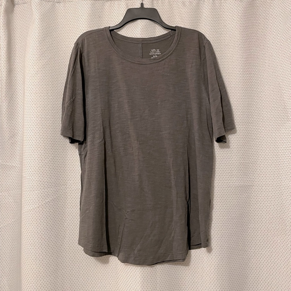 Banana Republic Malibu Tee